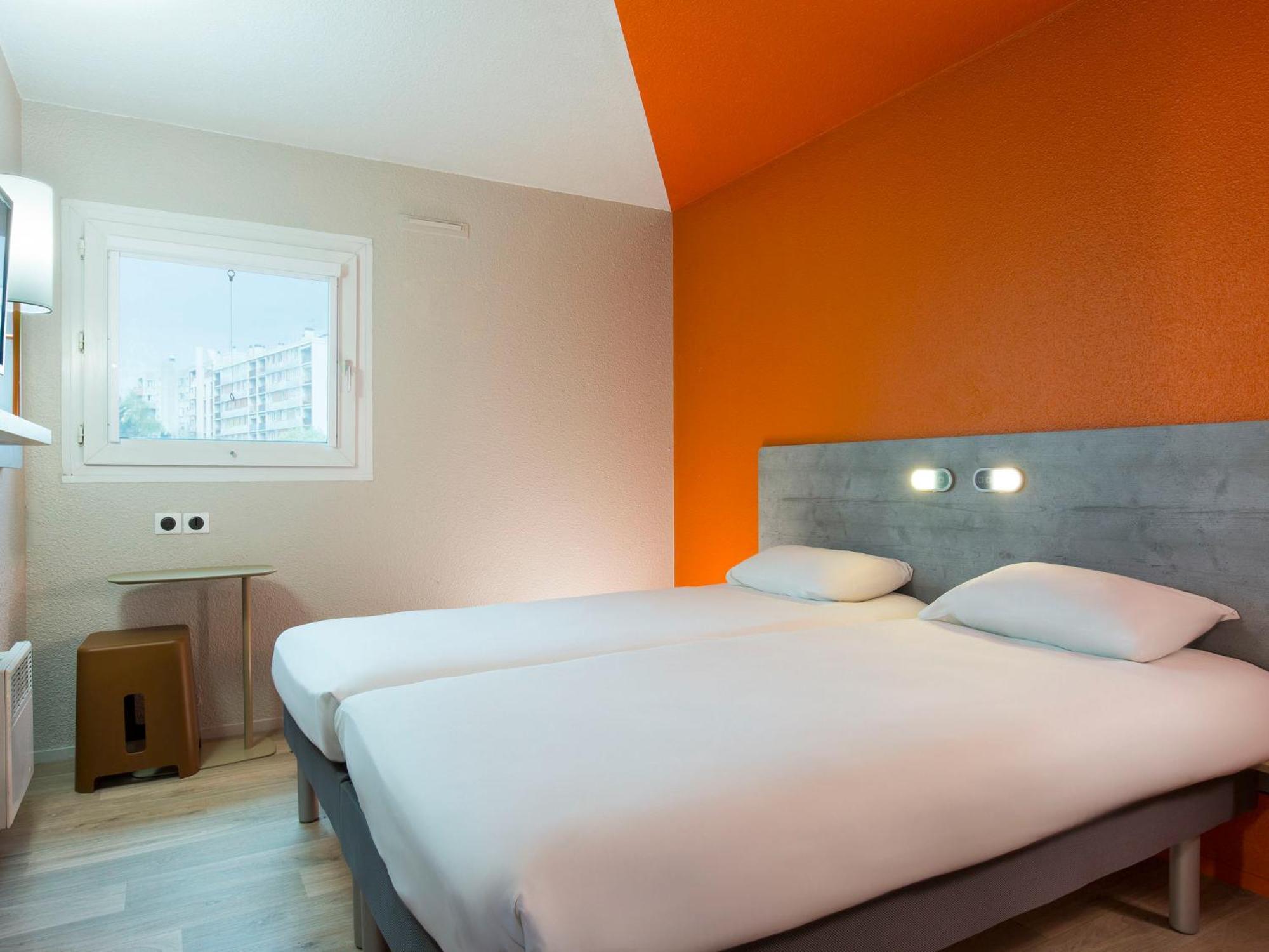 Ibis Budget Bourgoin Jallieu Centre Buitenkant foto