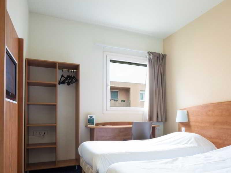 Ibis Budget Bourgoin Jallieu Centre Buitenkant foto