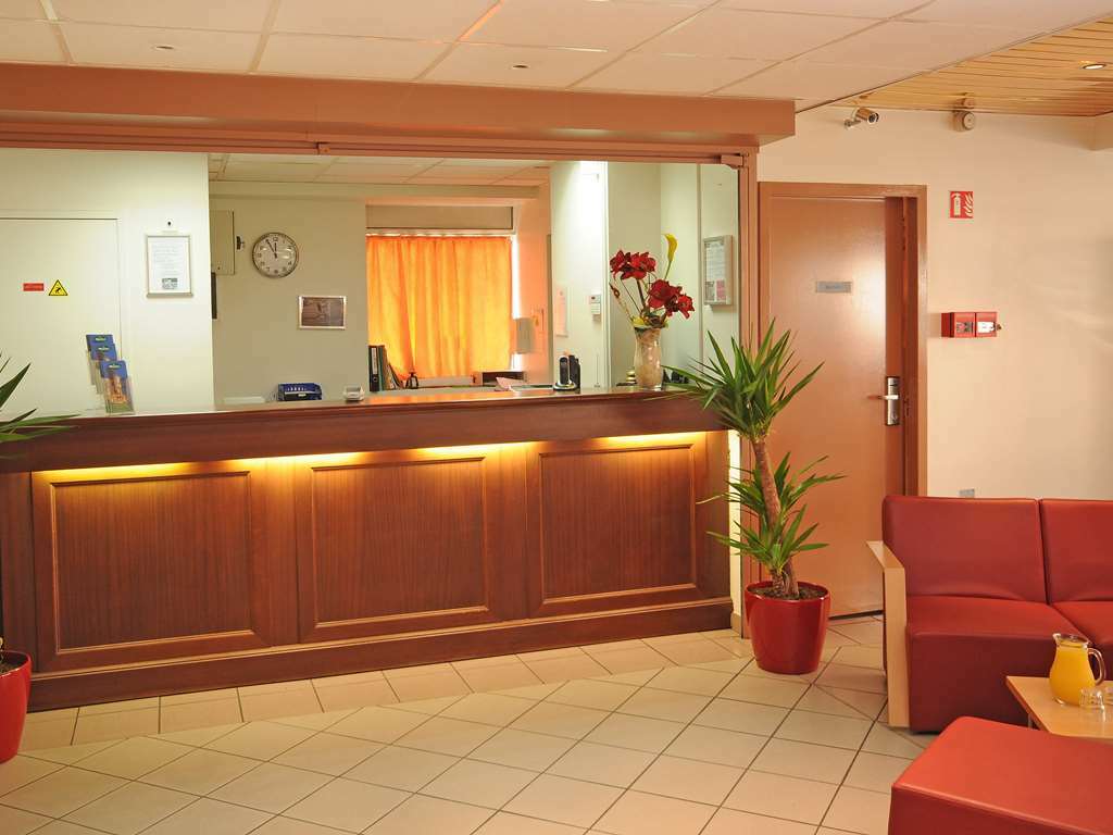 Ibis Budget Bourgoin Jallieu Centre Buitenkant foto